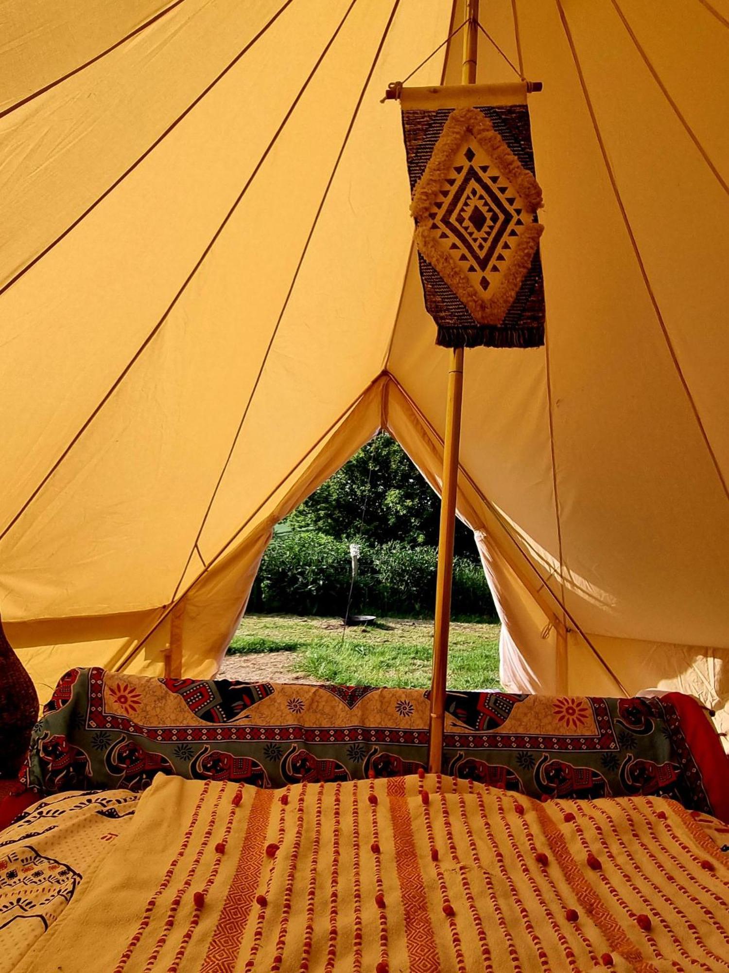 Secret Garden Glamping African Themed Tent Newark upon Trent Extérieur photo