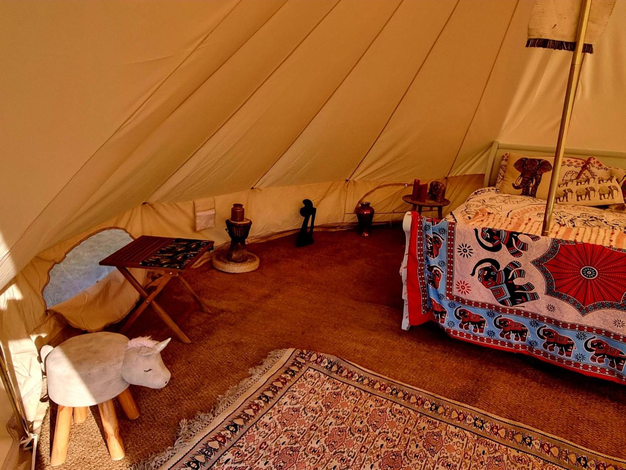 Secret Garden Glamping African Themed Tent Newark upon Trent Extérieur photo