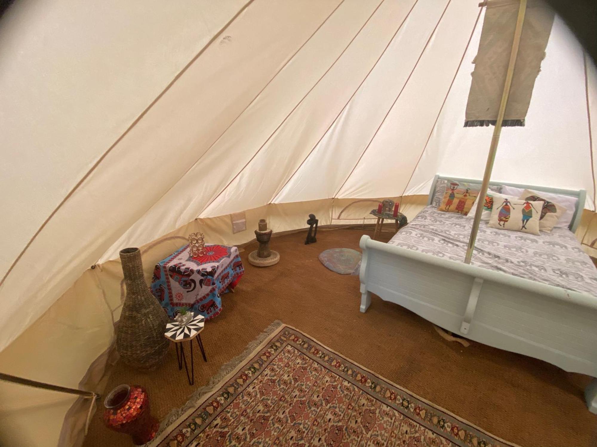 Secret Garden Glamping African Themed Tent Newark upon Trent Extérieur photo